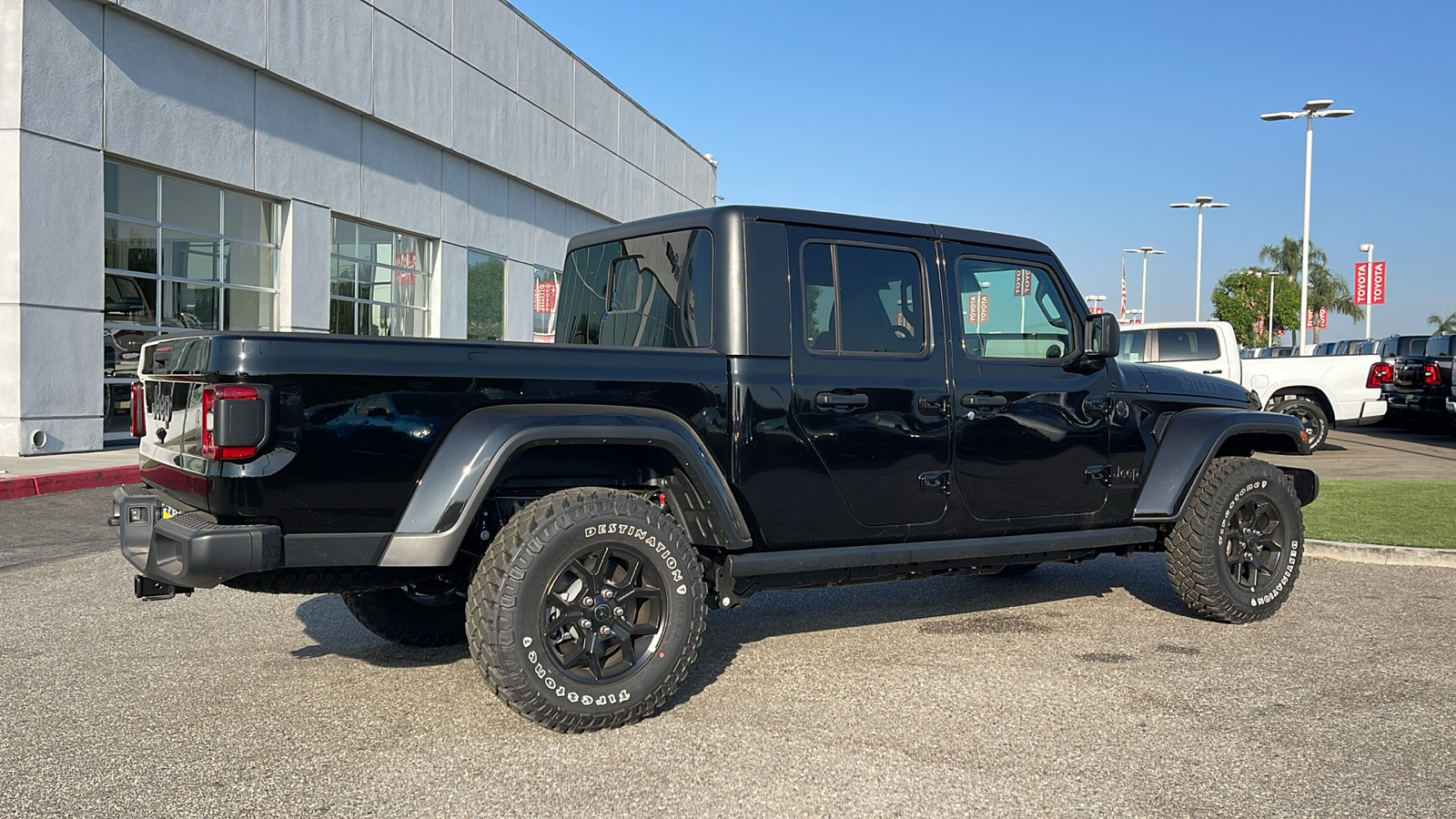 2024 Jeep Gladiator Willys 3