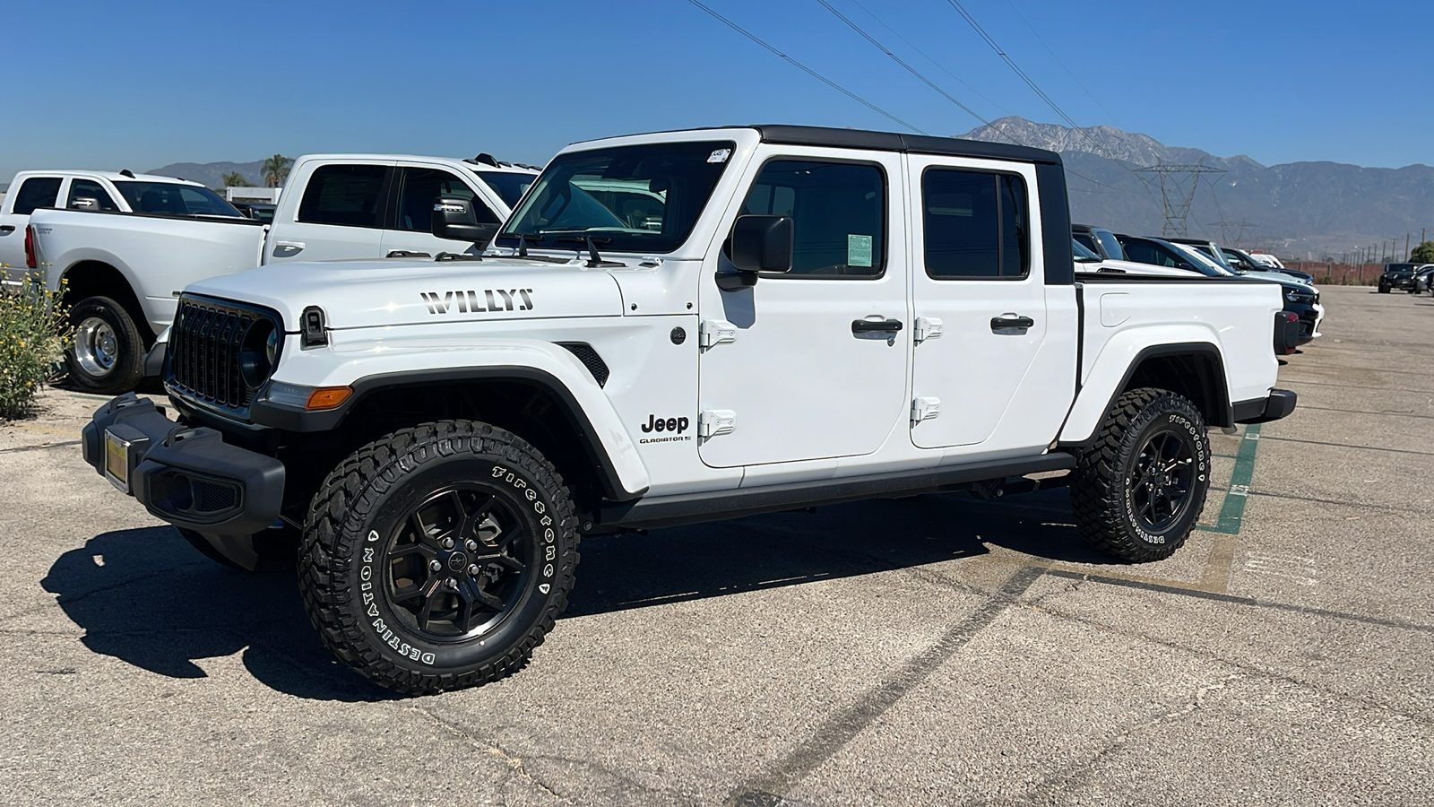 2024 Jeep Gladiator Willys 7