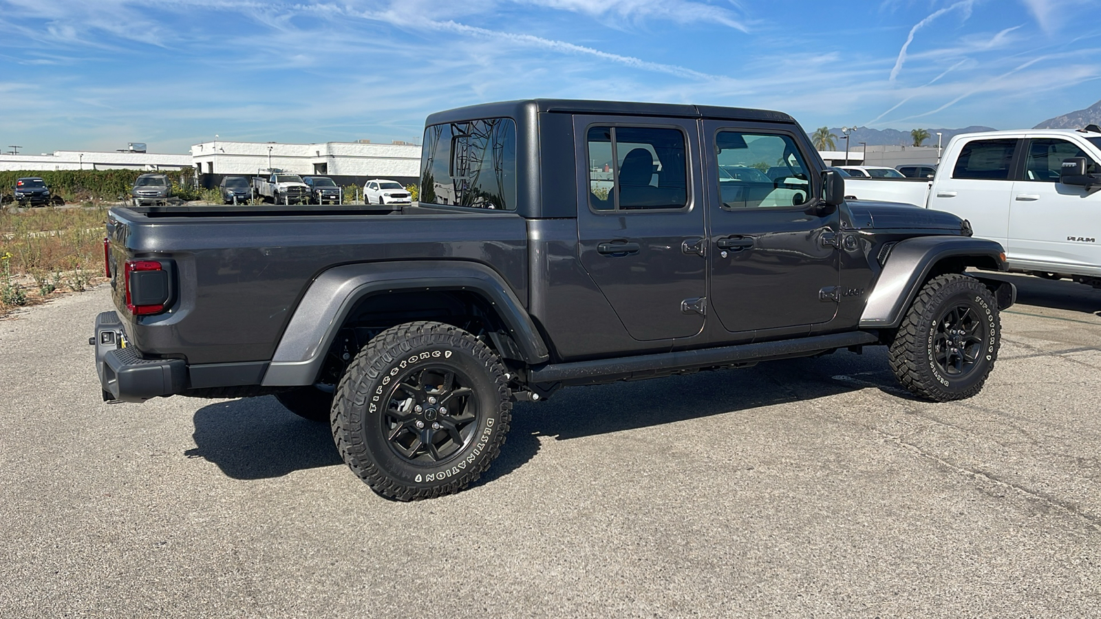 2024 Jeep Gladiator Willys 3