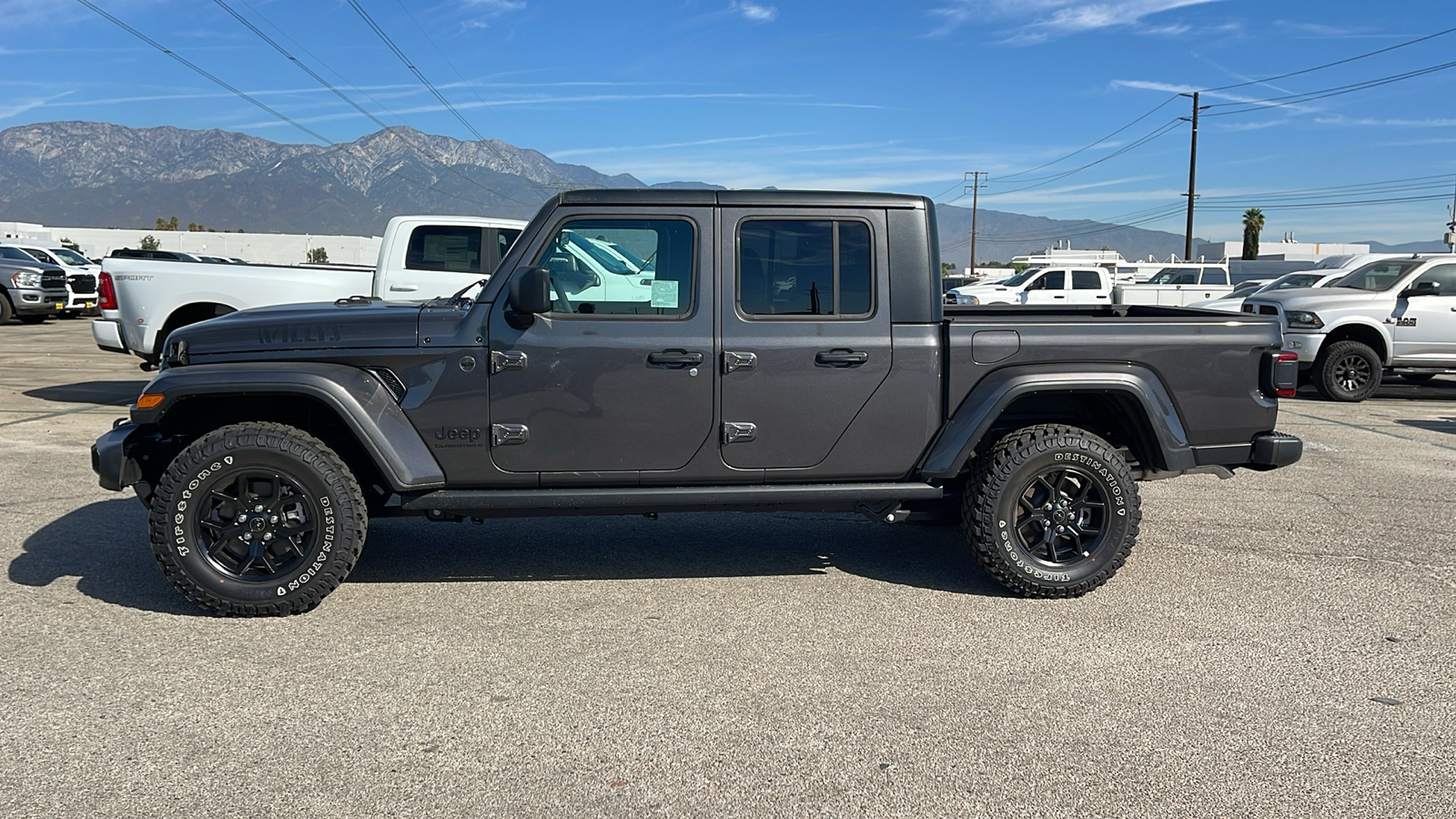 2024 Jeep Gladiator Willys 6