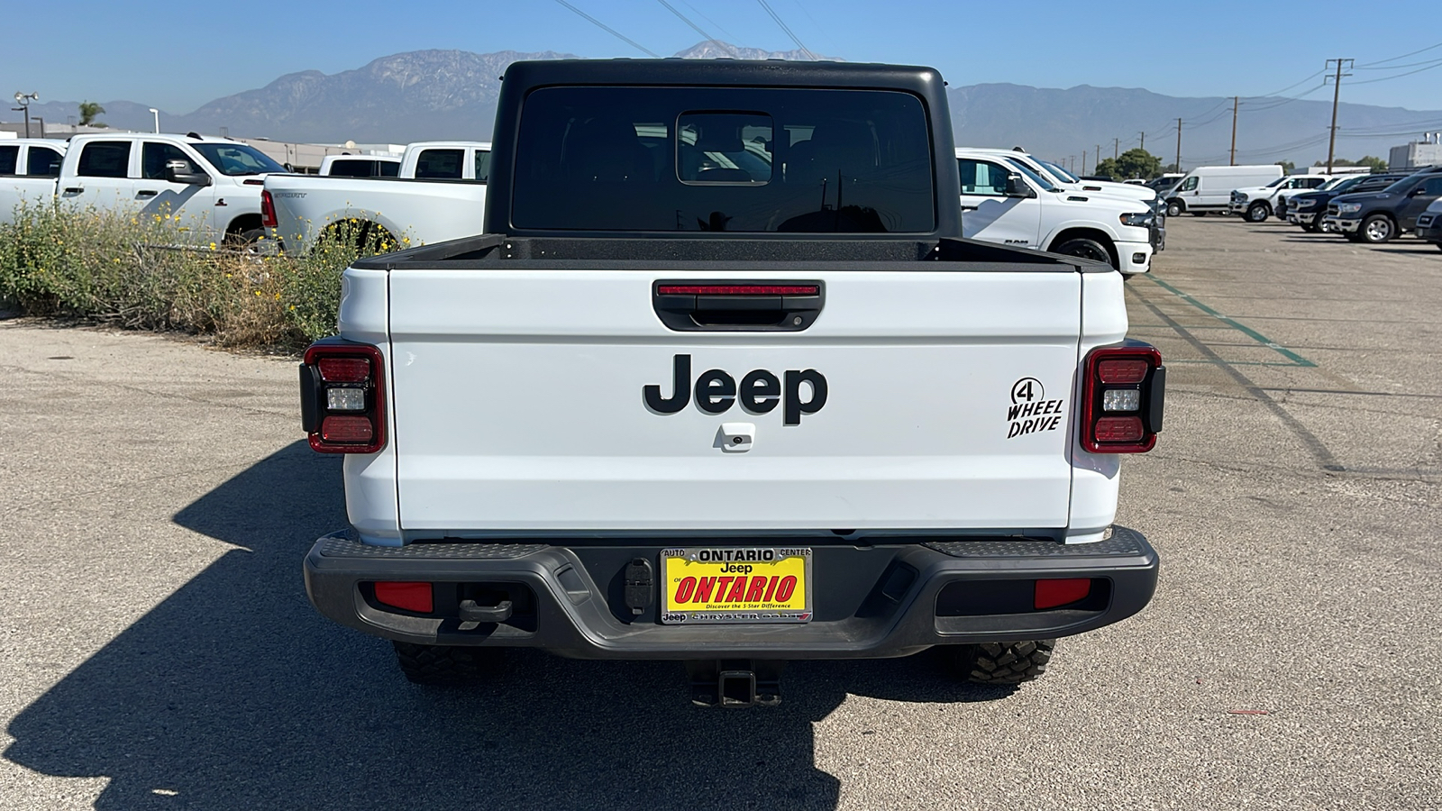 2024 Jeep Gladiator Willys 4