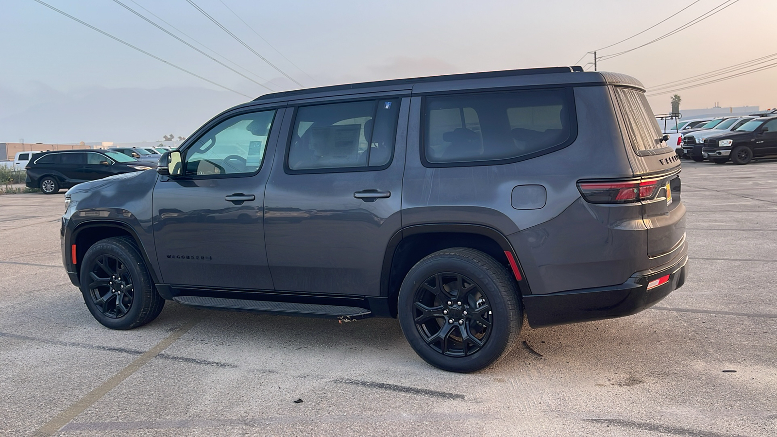 2024 Jeep Wagoneer Series II Carbide 5