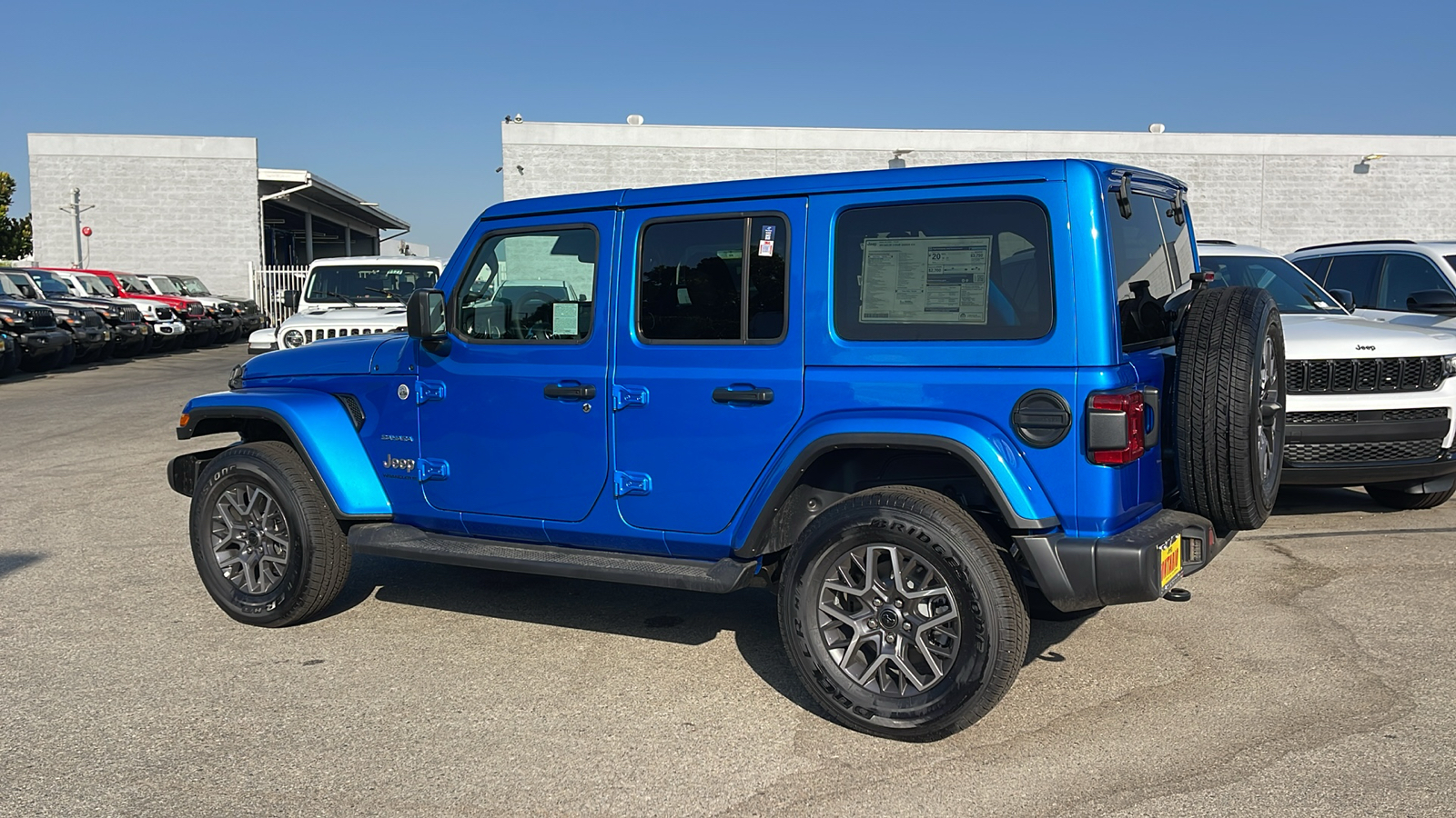 2024 Jeep Wrangler Sahara 5