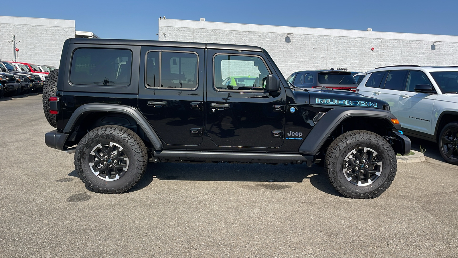 2024 Jeep Wrangler 4xe Rubicon 2