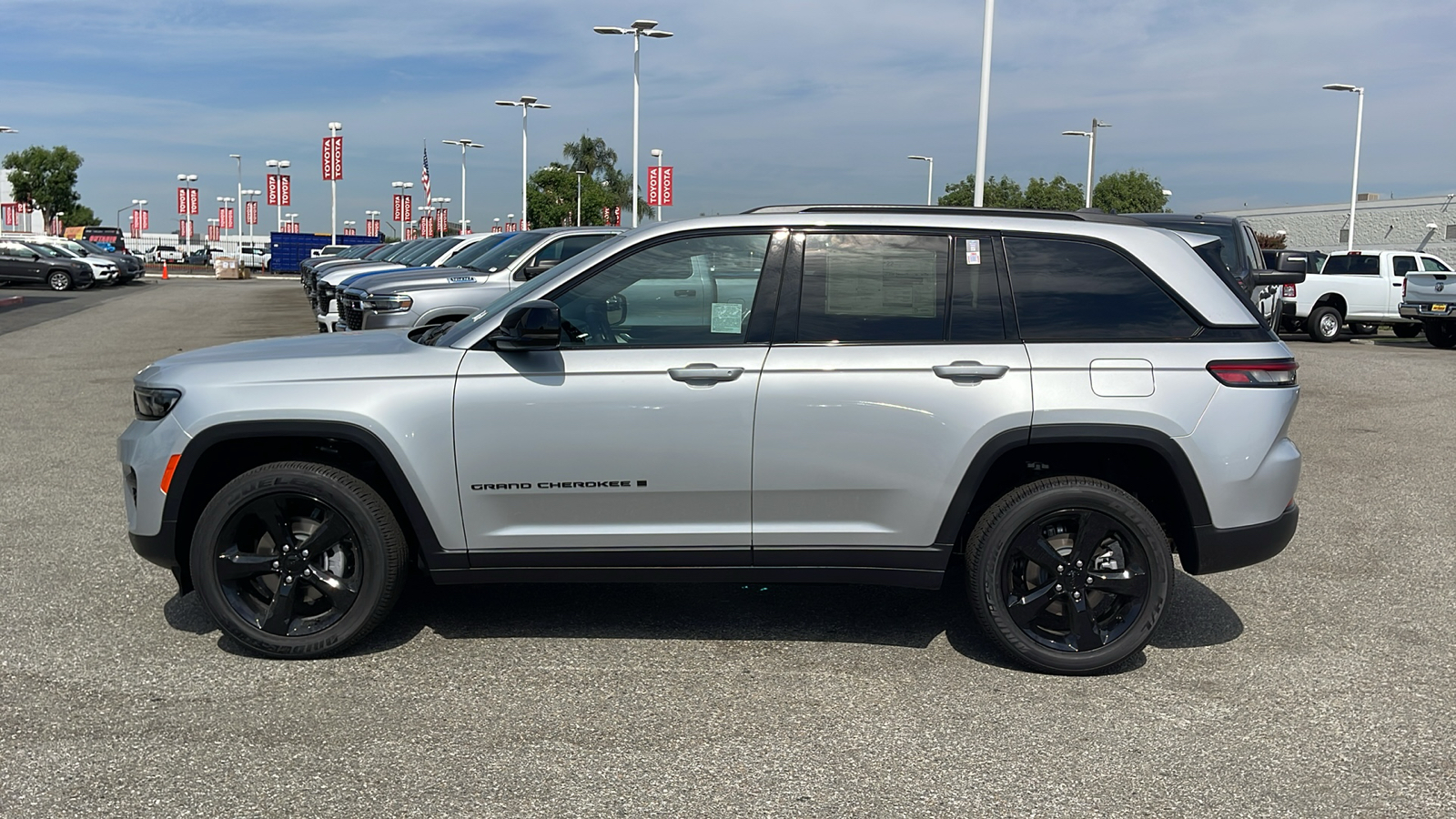 2024 Jeep Grand Cherokee Altitude X 6