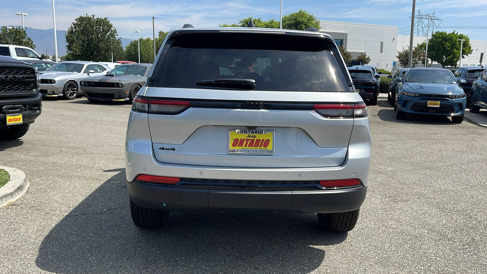 2024 Jeep Grand Cherokee Altitude X 4