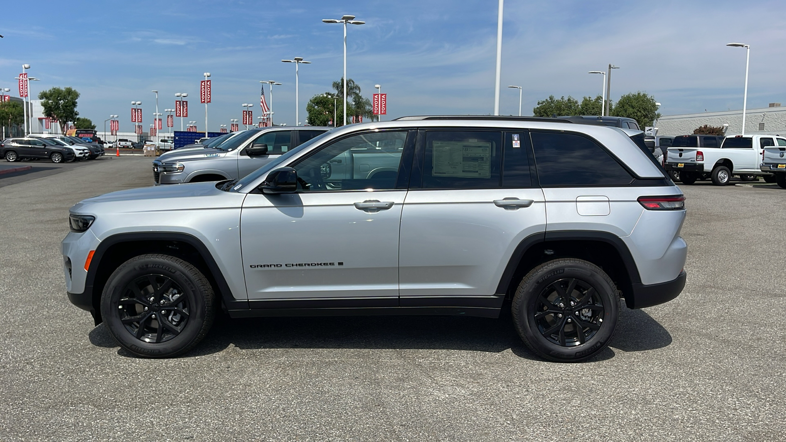 2024 Jeep Grand Cherokee Altitude X 6