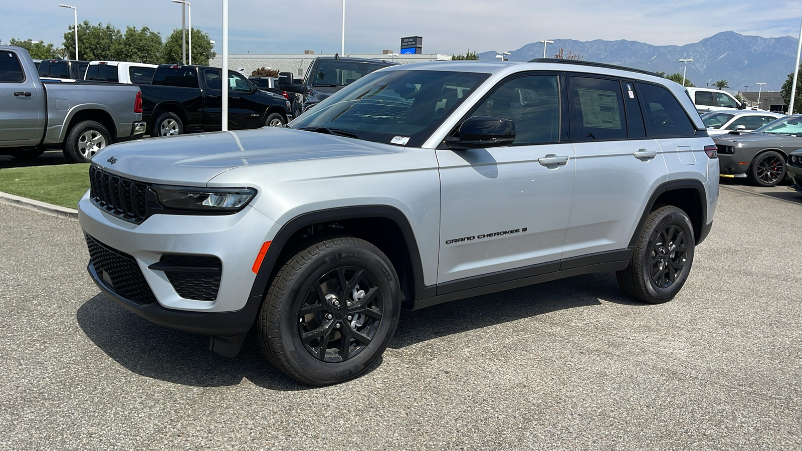 2024 Jeep Grand Cherokee Altitude X 7