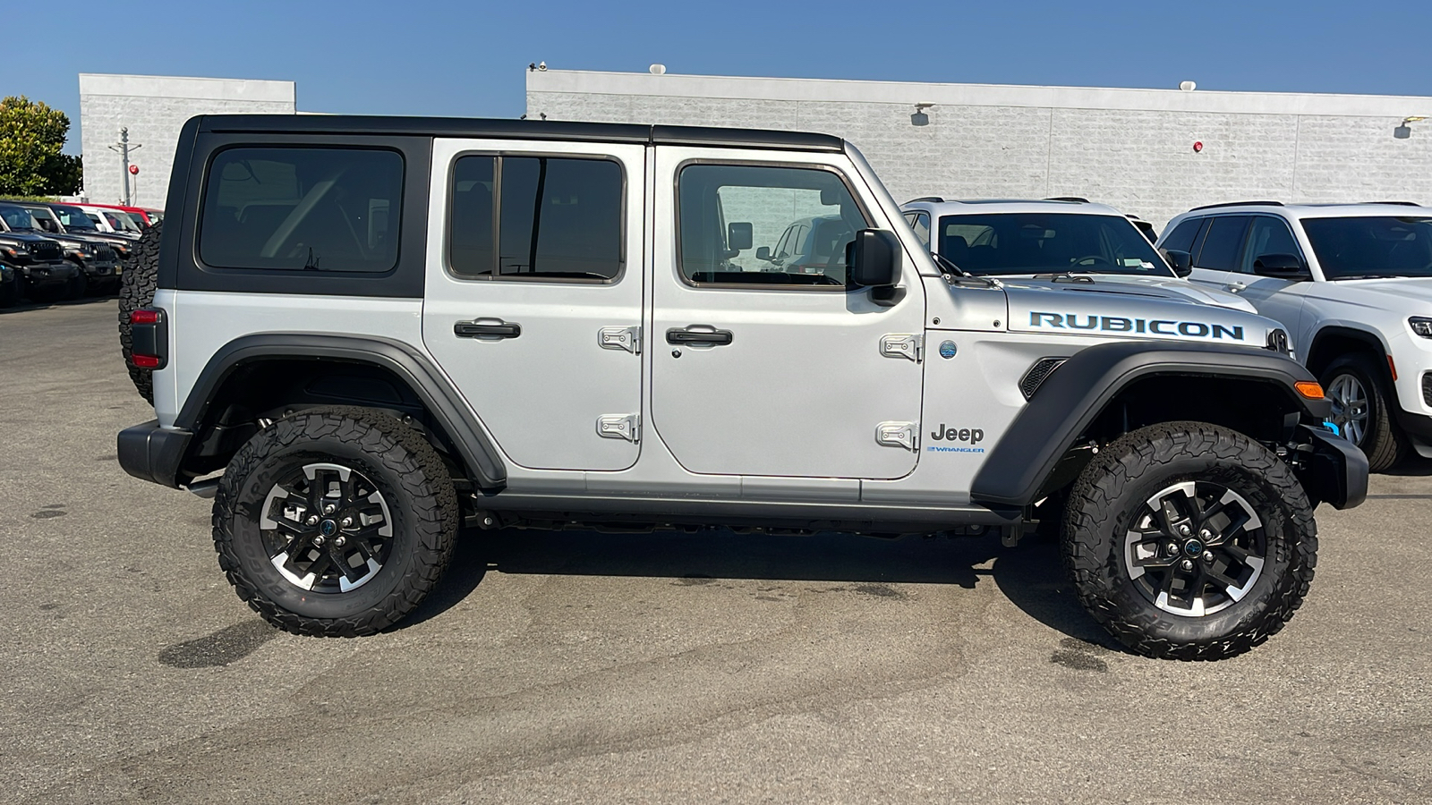 2024 Jeep Wrangler 4xe Rubicon 2