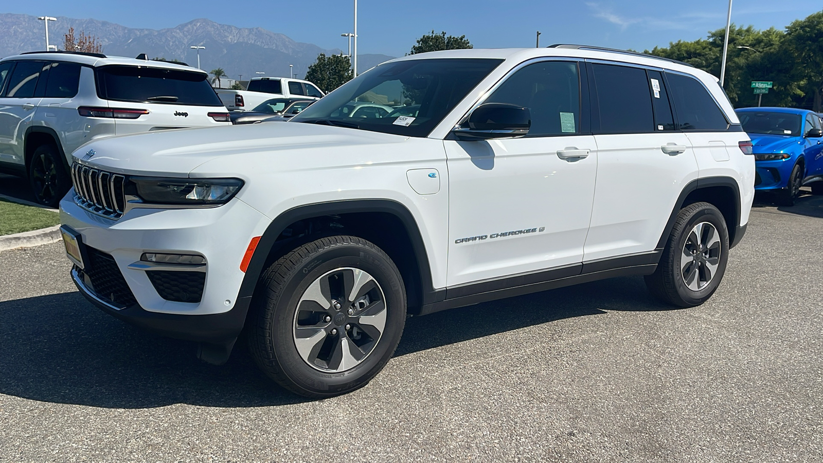 2024 Jeep Grand Cherokee 4xe  7