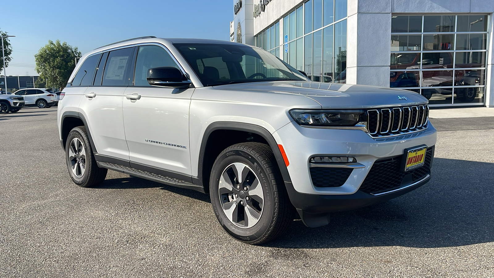 2024 Jeep Grand Cherokee 4xe  1