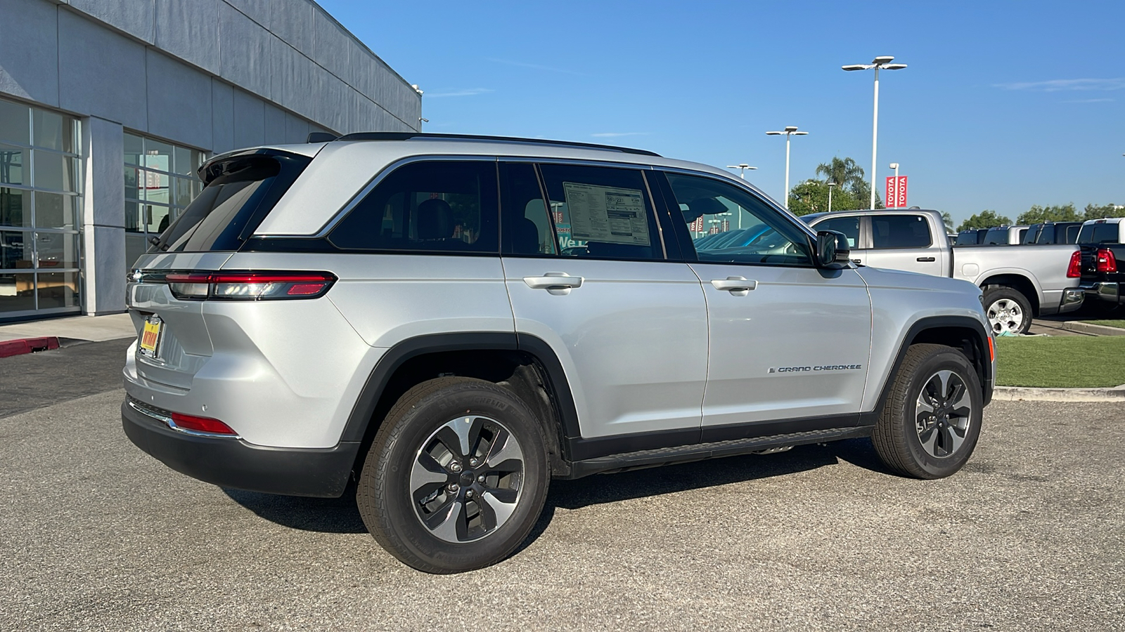 2024 Jeep Grand Cherokee 4xe  3