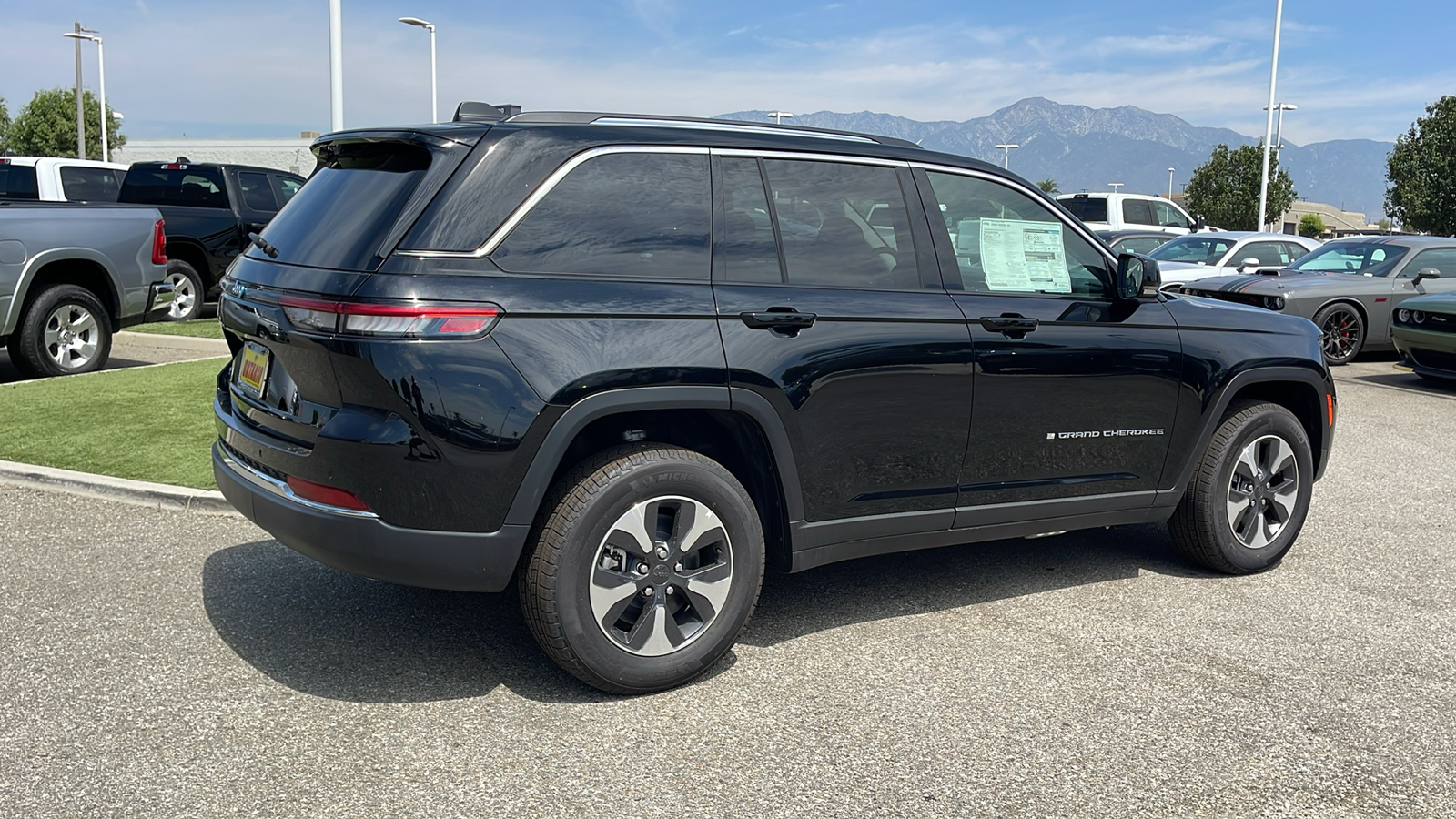 2024 Jeep Grand Cherokee 4xe  3