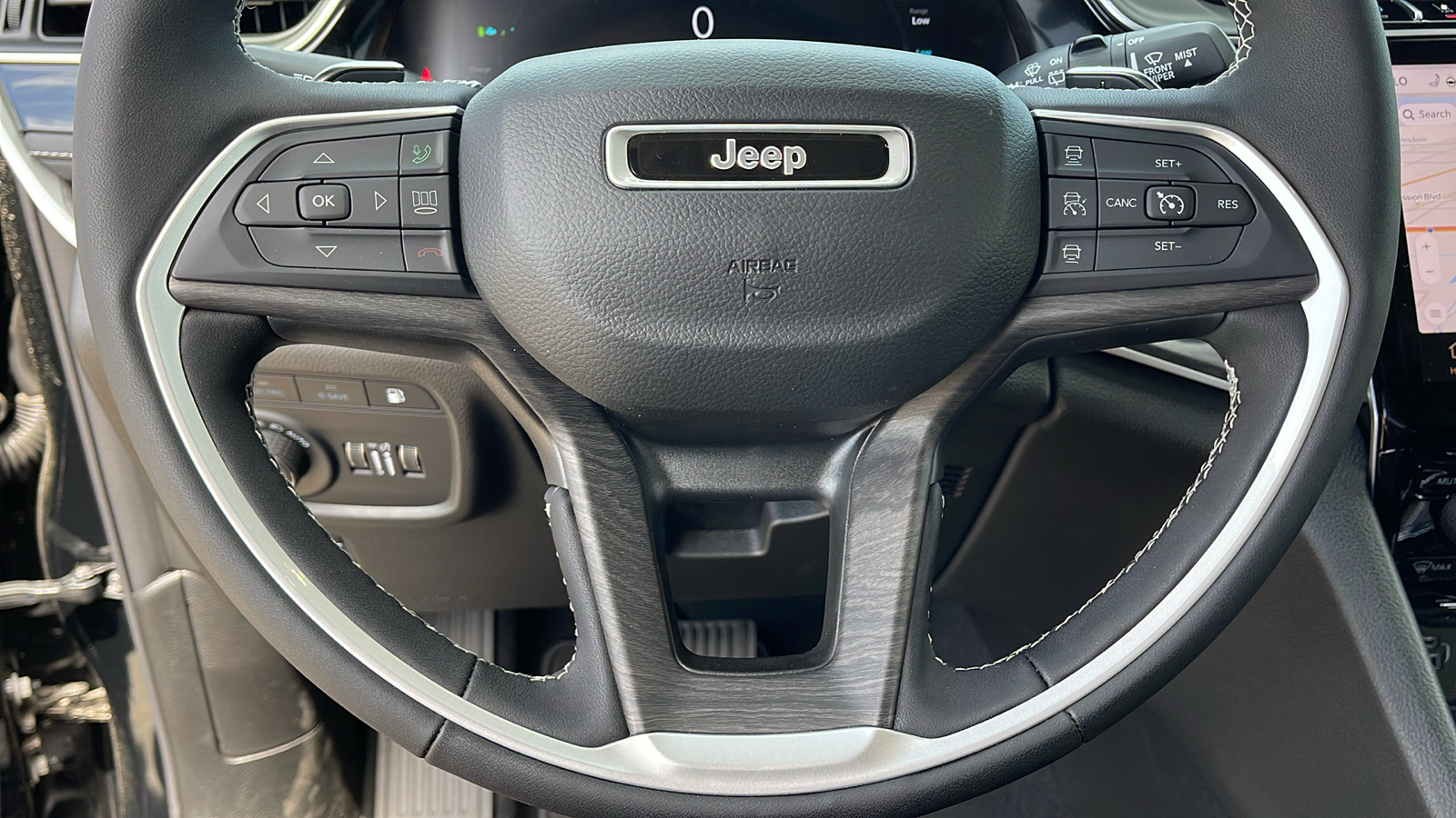 2024 Jeep Grand Cherokee 4xe  23