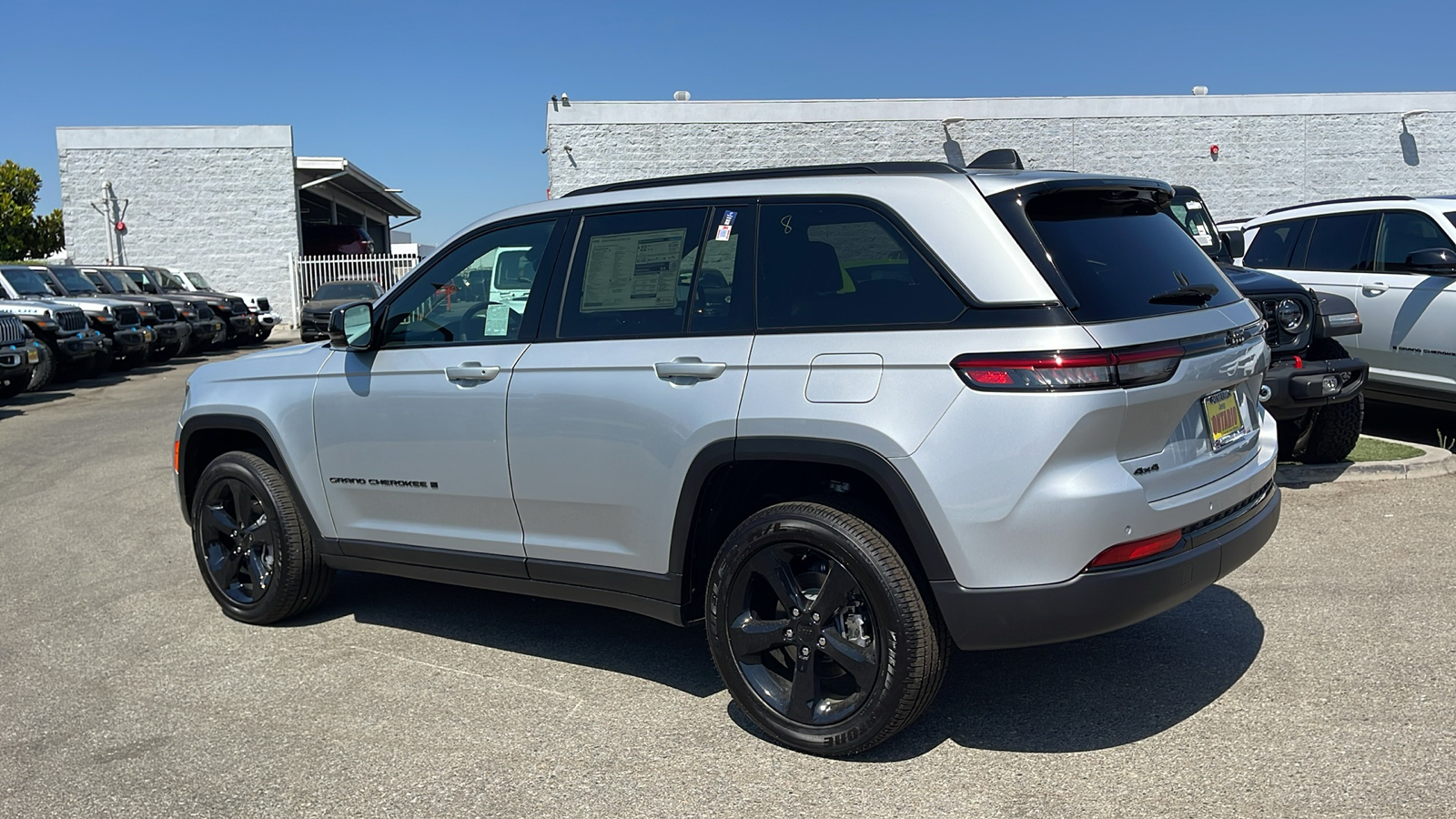 2024 Jeep Grand Cherokee Altitude X 5