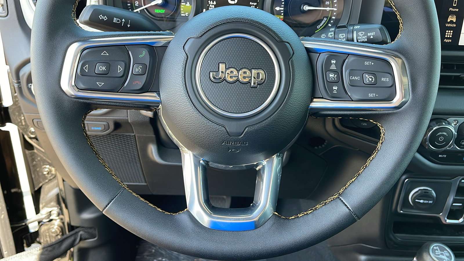 2024 Jeep Wrangler 4xe Sahara 19