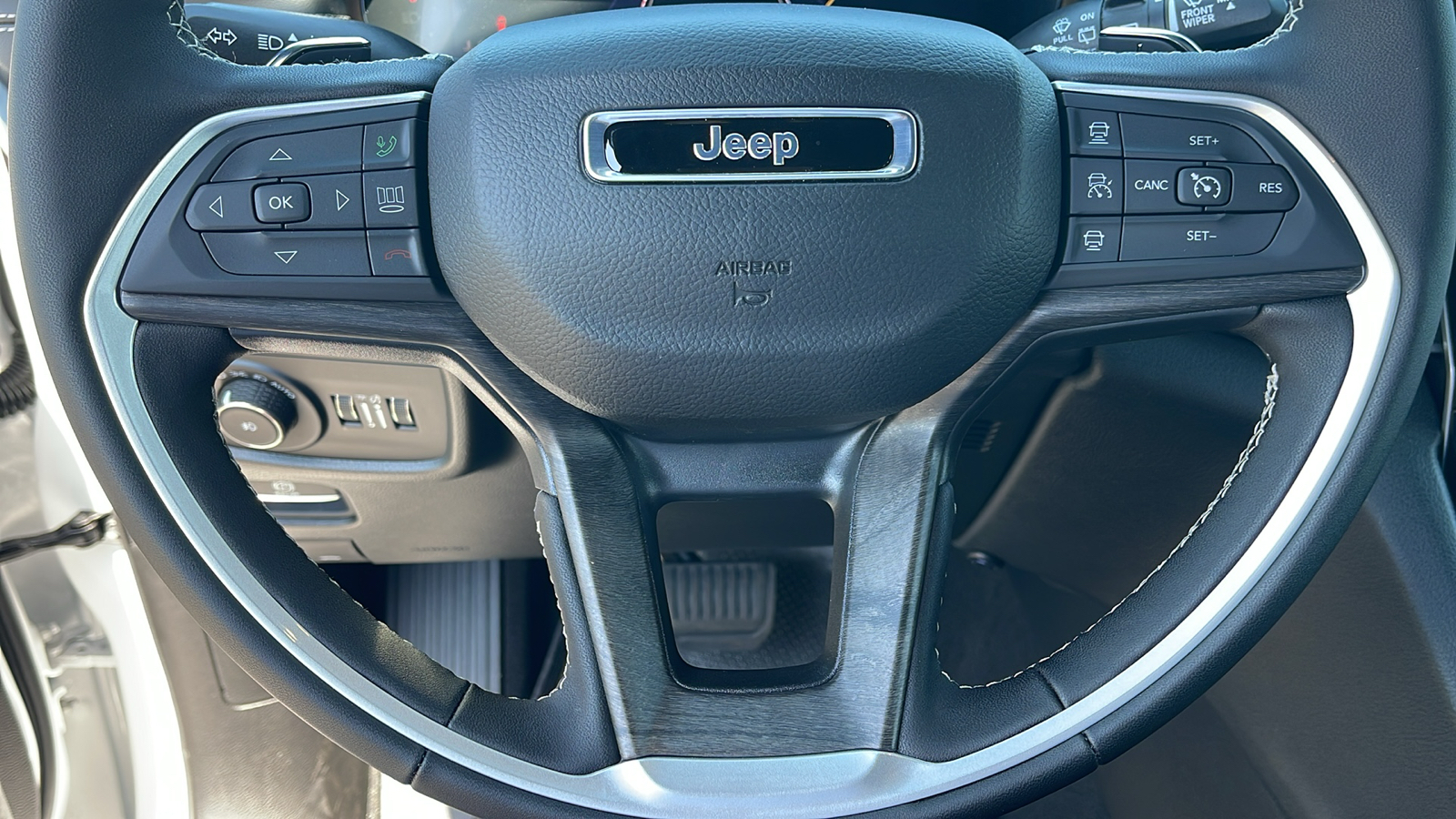 2024 Jeep Grand Cherokee Limited 22