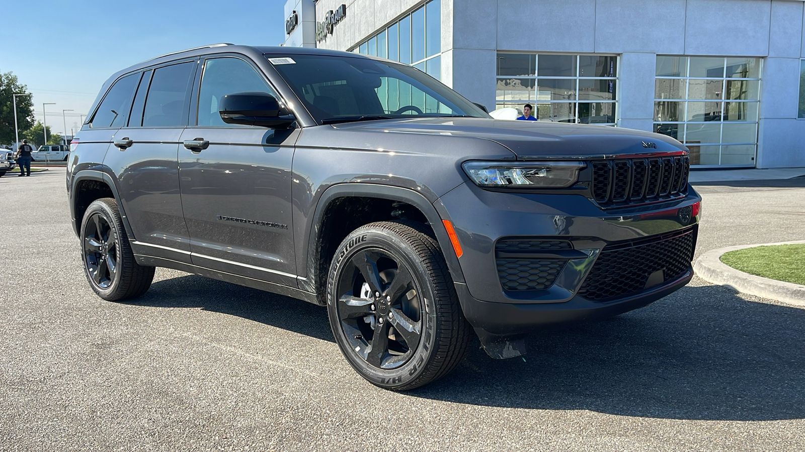 2024 Jeep Grand Cherokee Altitude X 1