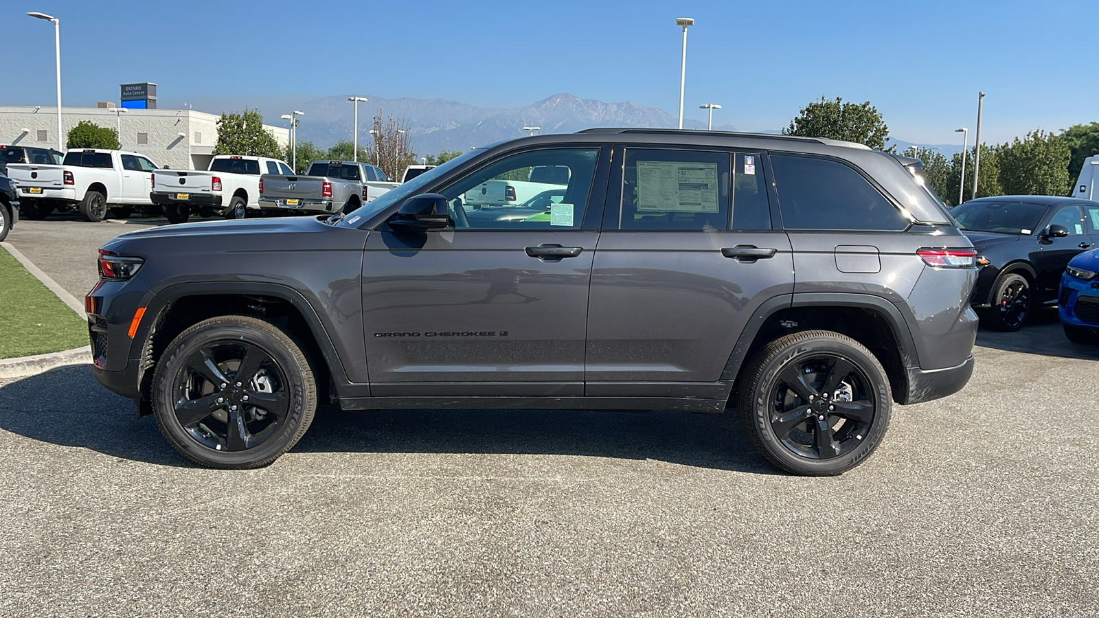 2024 Jeep Grand Cherokee Altitude X 6