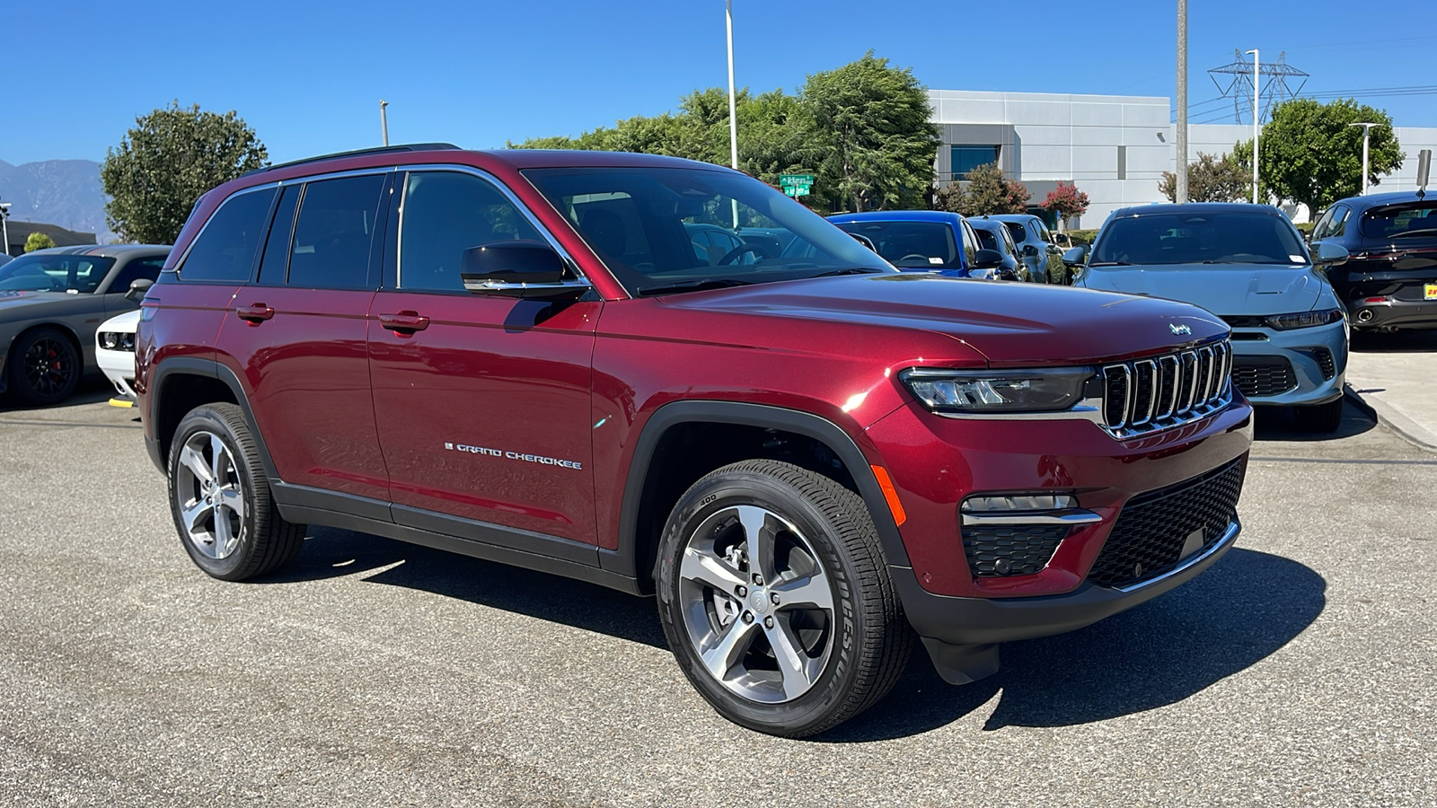 2024 Jeep Grand Cherokee 4xe  1