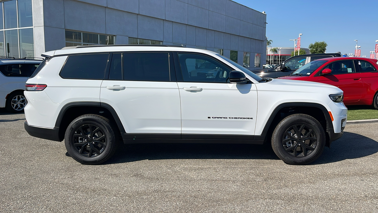 2024 Jeep Grand Cherokee L Altitude X 2