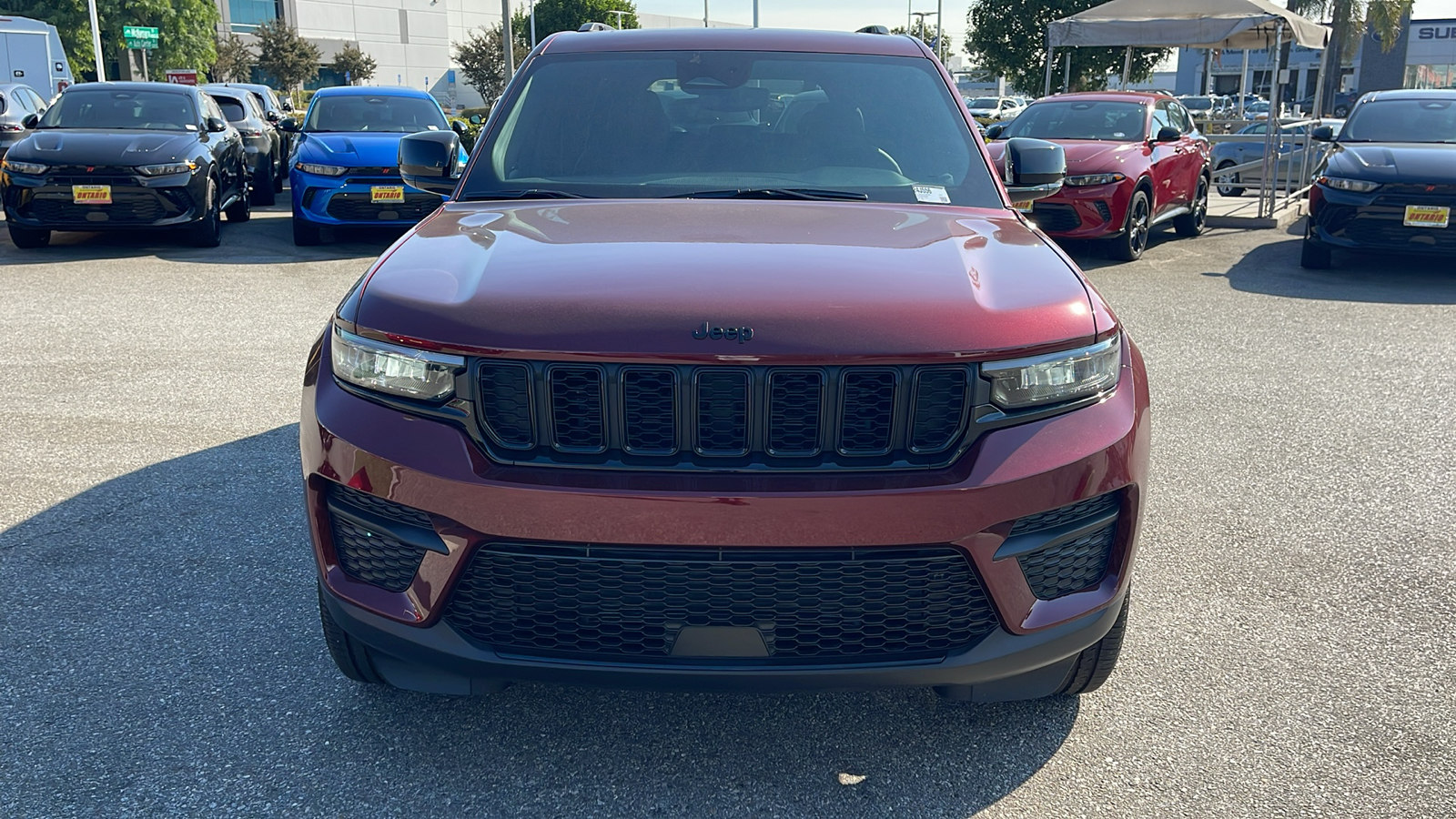 2024 Jeep Grand Cherokee Altitude X 8