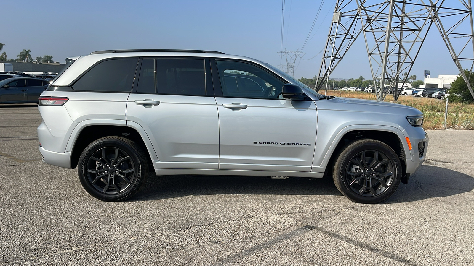 2024 Jeep Grand Cherokee 4xe Anniversary Edition 2