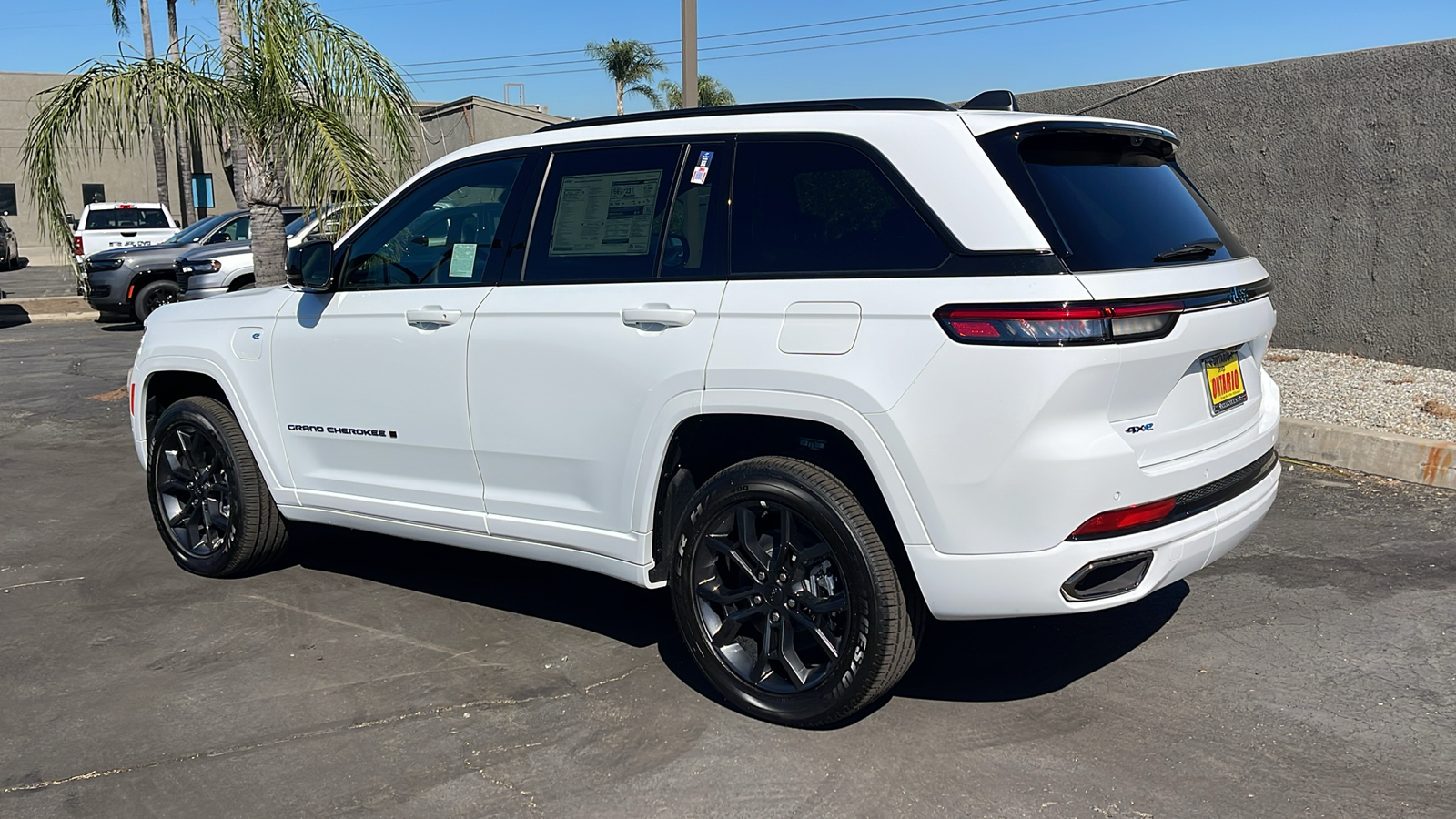 2024 Jeep Grand Cherokee 4xe Anniversary Edition 5