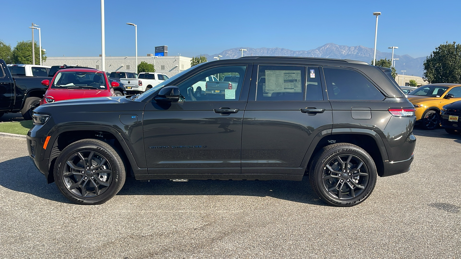 2024 Jeep Grand Cherokee 4xe Anniversary Edition 6