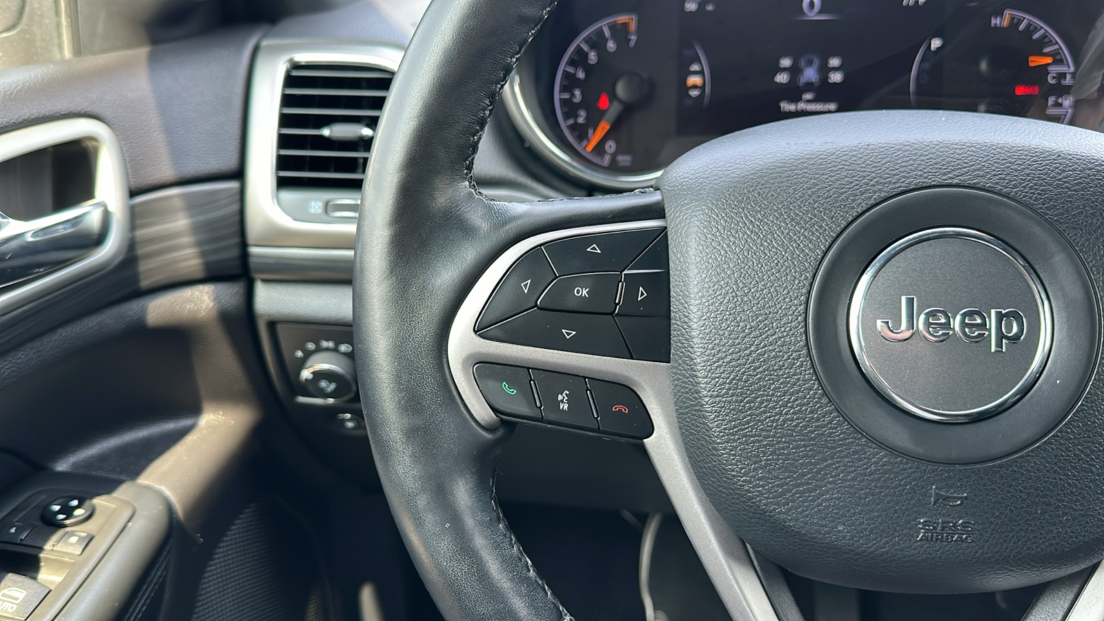 2021 Jeep Grand Cherokee Laredo X 20