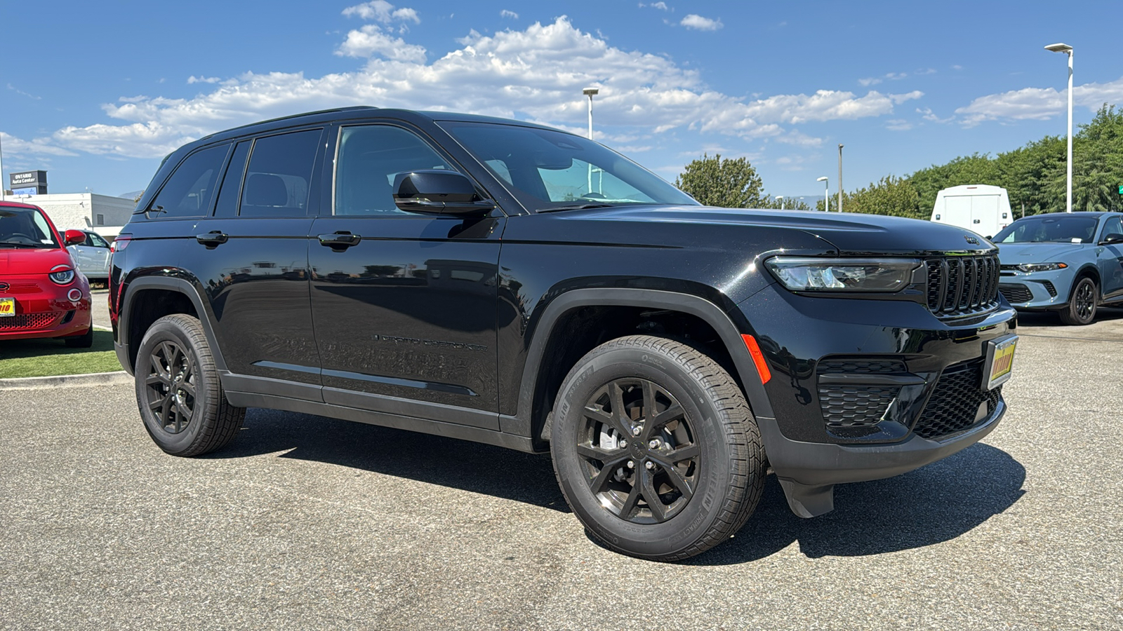 2024 Jeep Grand Cherokee Altitude 1