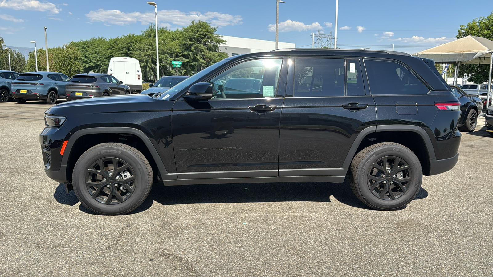 2024 Jeep Grand Cherokee Altitude 6