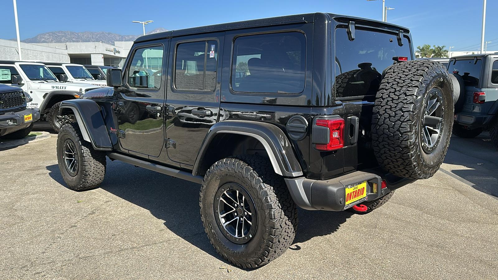 2024 Jeep Wrangler Rubicon X 6