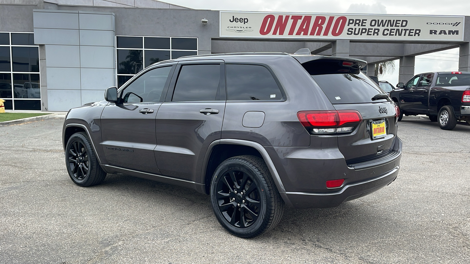 2020 Jeep Grand Cherokee Altitude 5