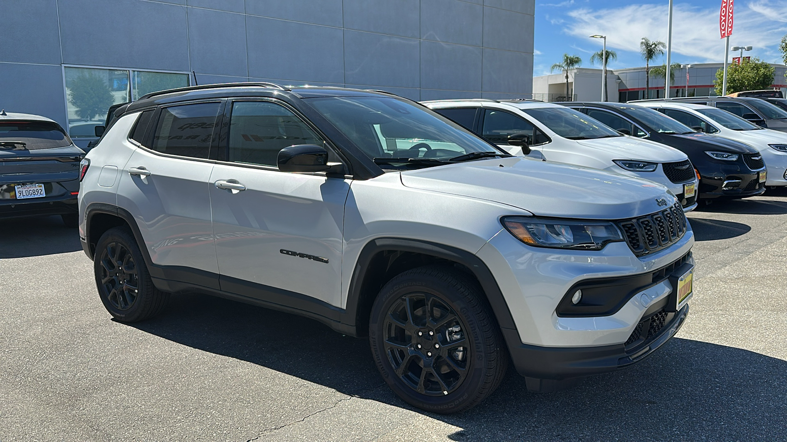 2024 Jeep Compass Latitude 1