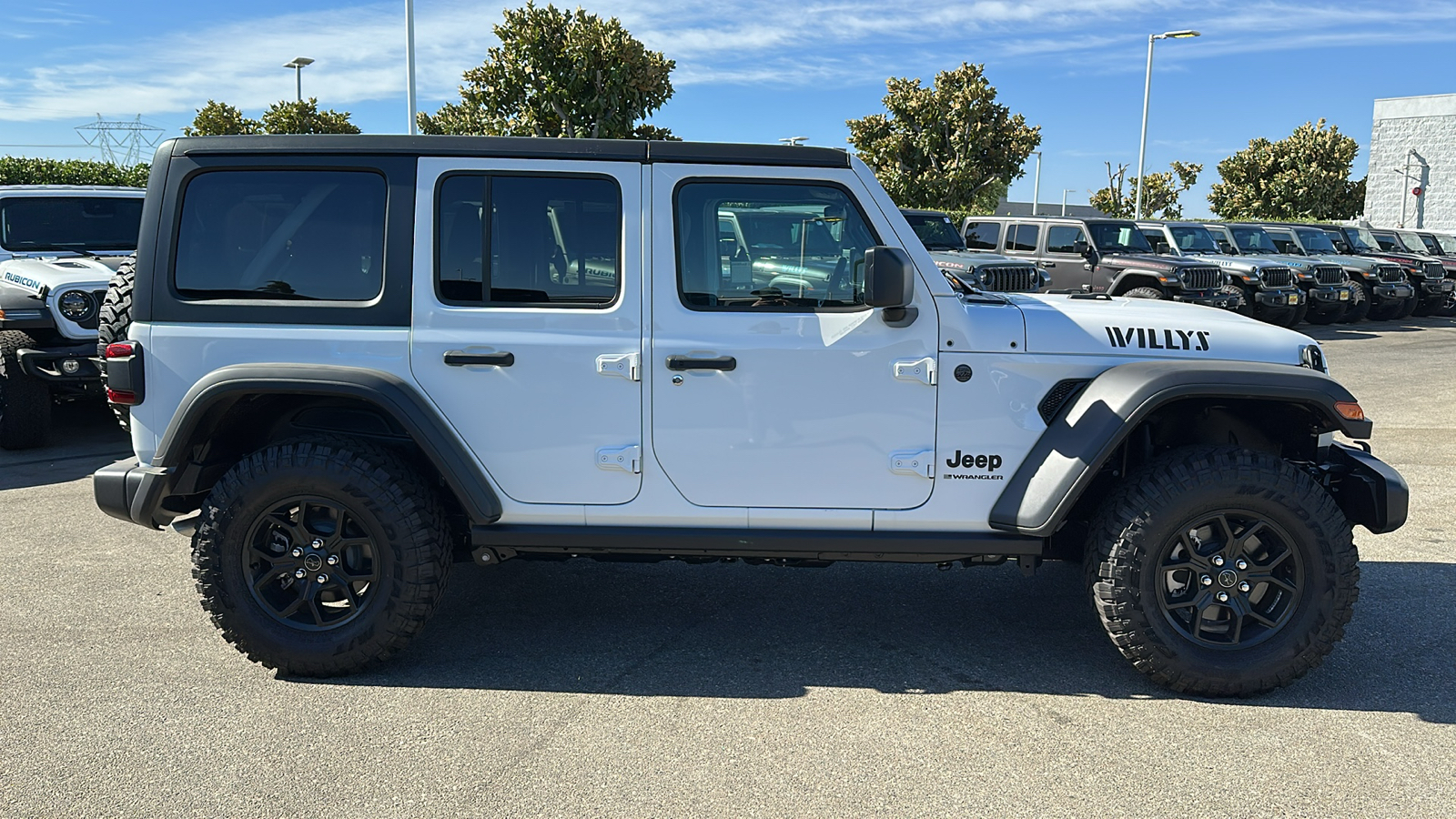 2024 Jeep Wrangler Willys 3