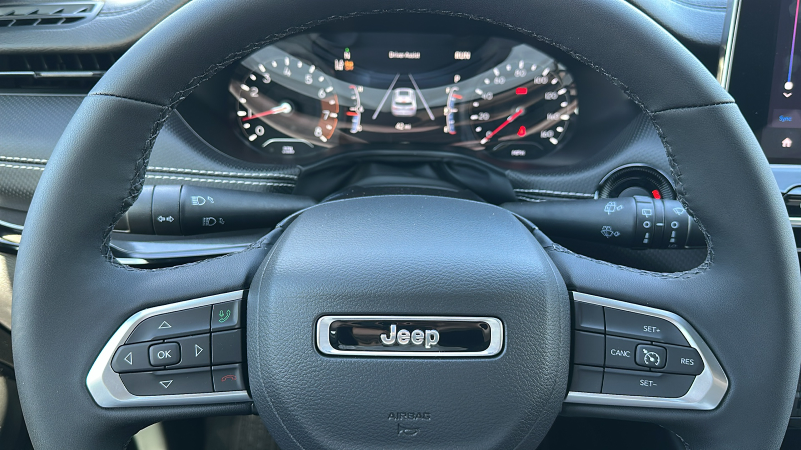 2024 Jeep Compass Latitude 17