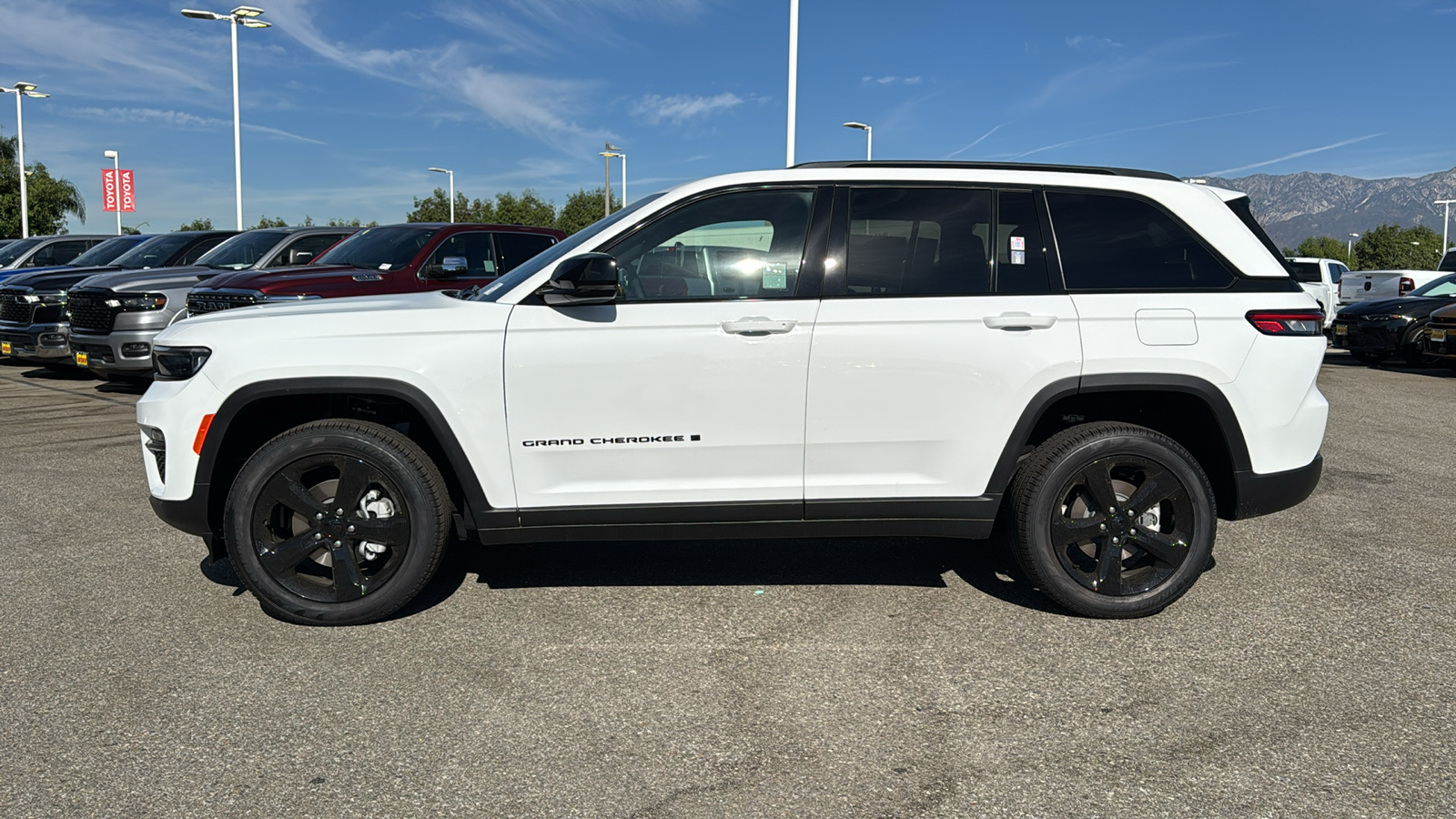 2024 Jeep Grand Cherokee Limited 6