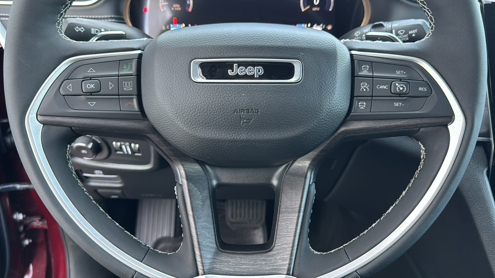 2024 Jeep Grand Cherokee Limited 18