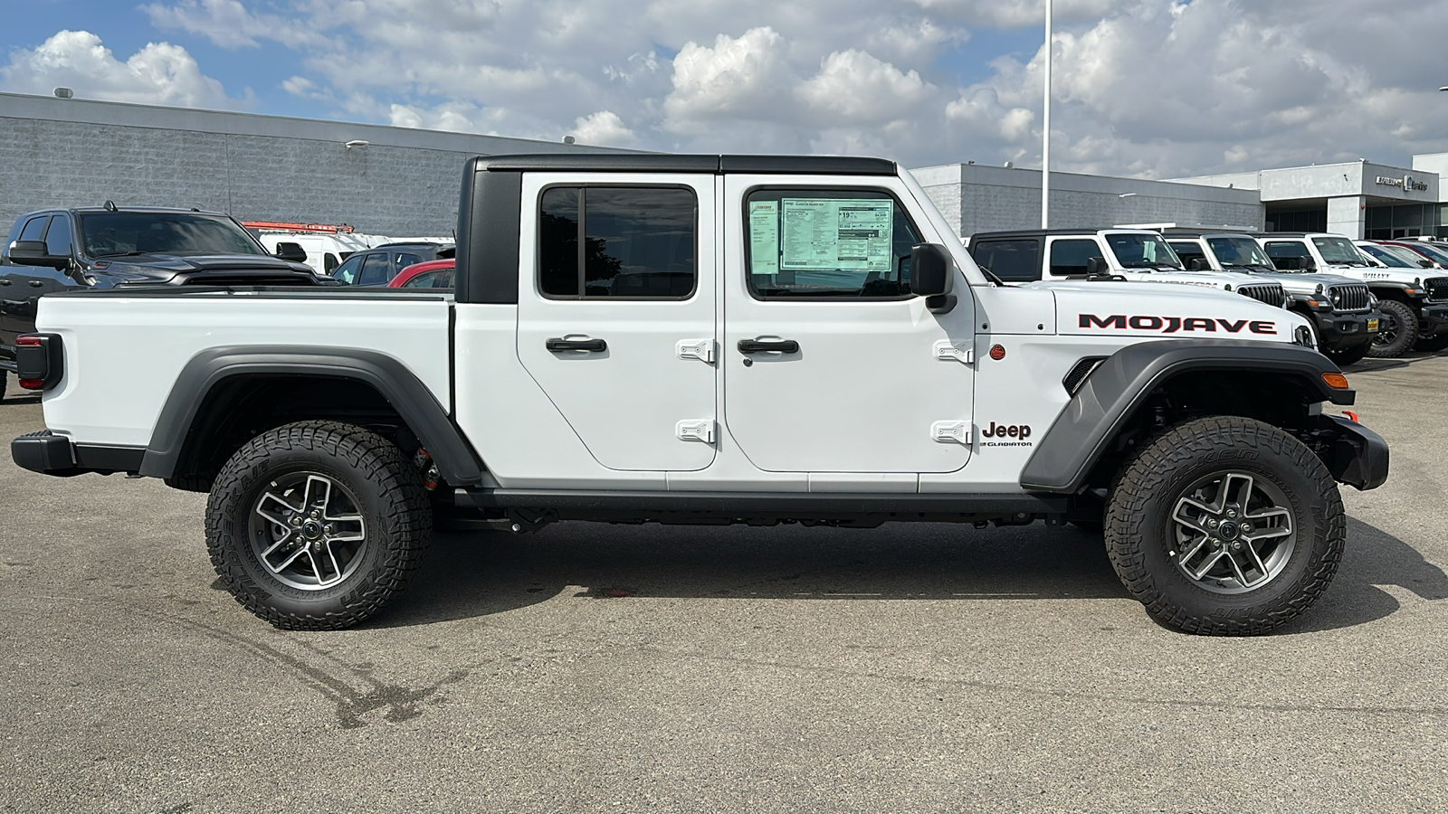 2024 Jeep Gladiator Mojave 3