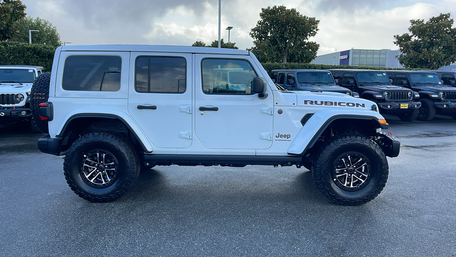 2024 Jeep Wrangler Rubicon X 2