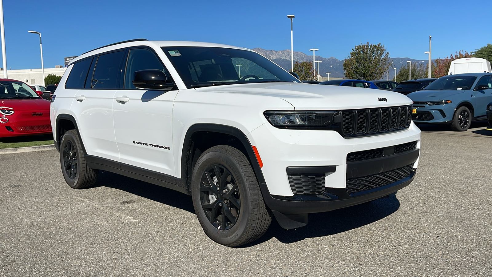 2024 Jeep Grand Cherokee L Altitude 1