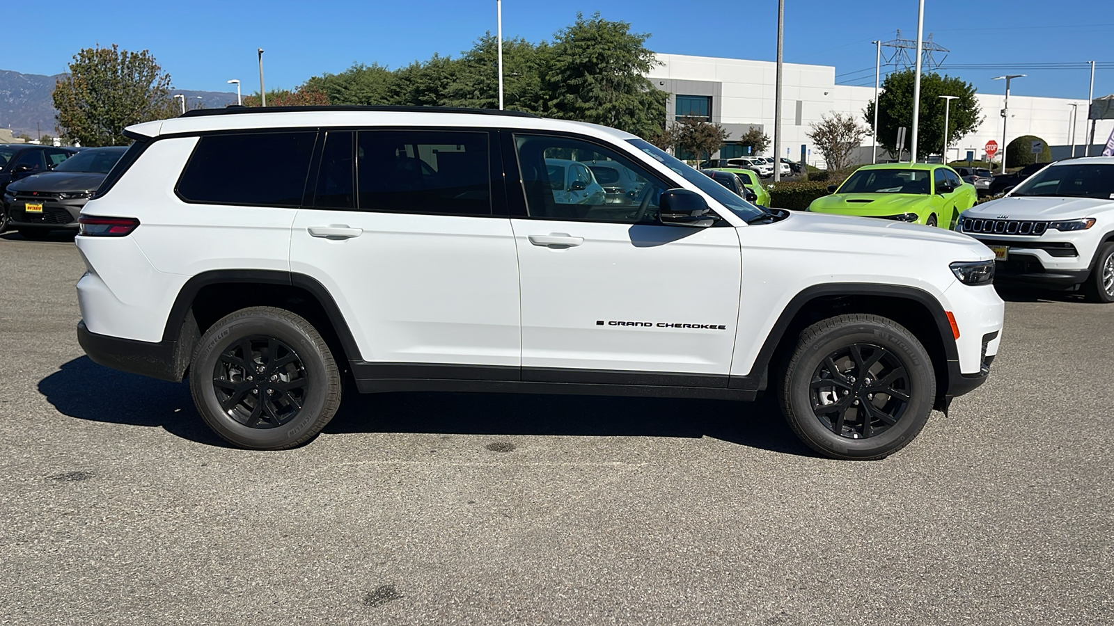 2024 Jeep Grand Cherokee L Altitude 2