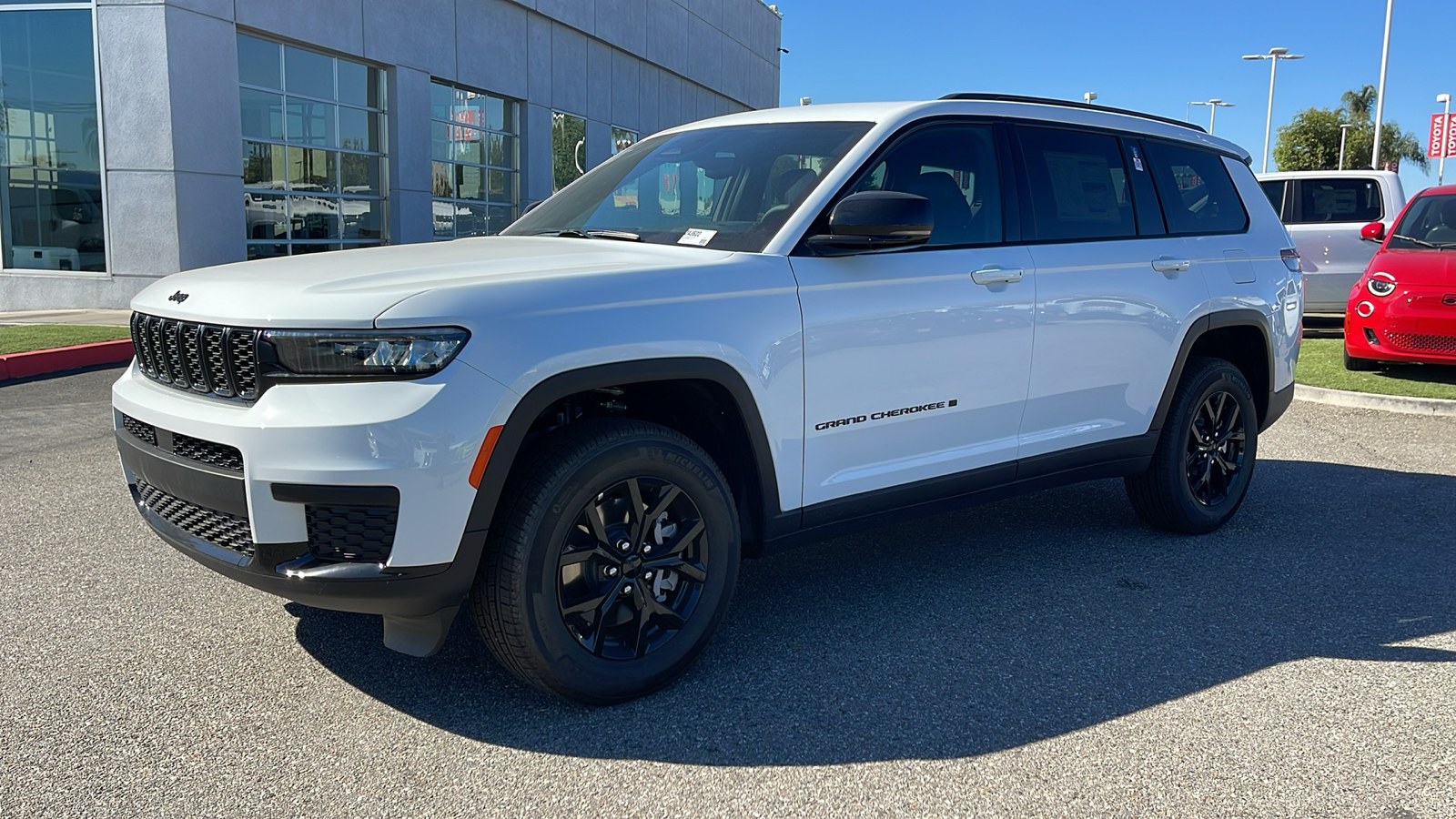 2024 Jeep Grand Cherokee L Altitude 7