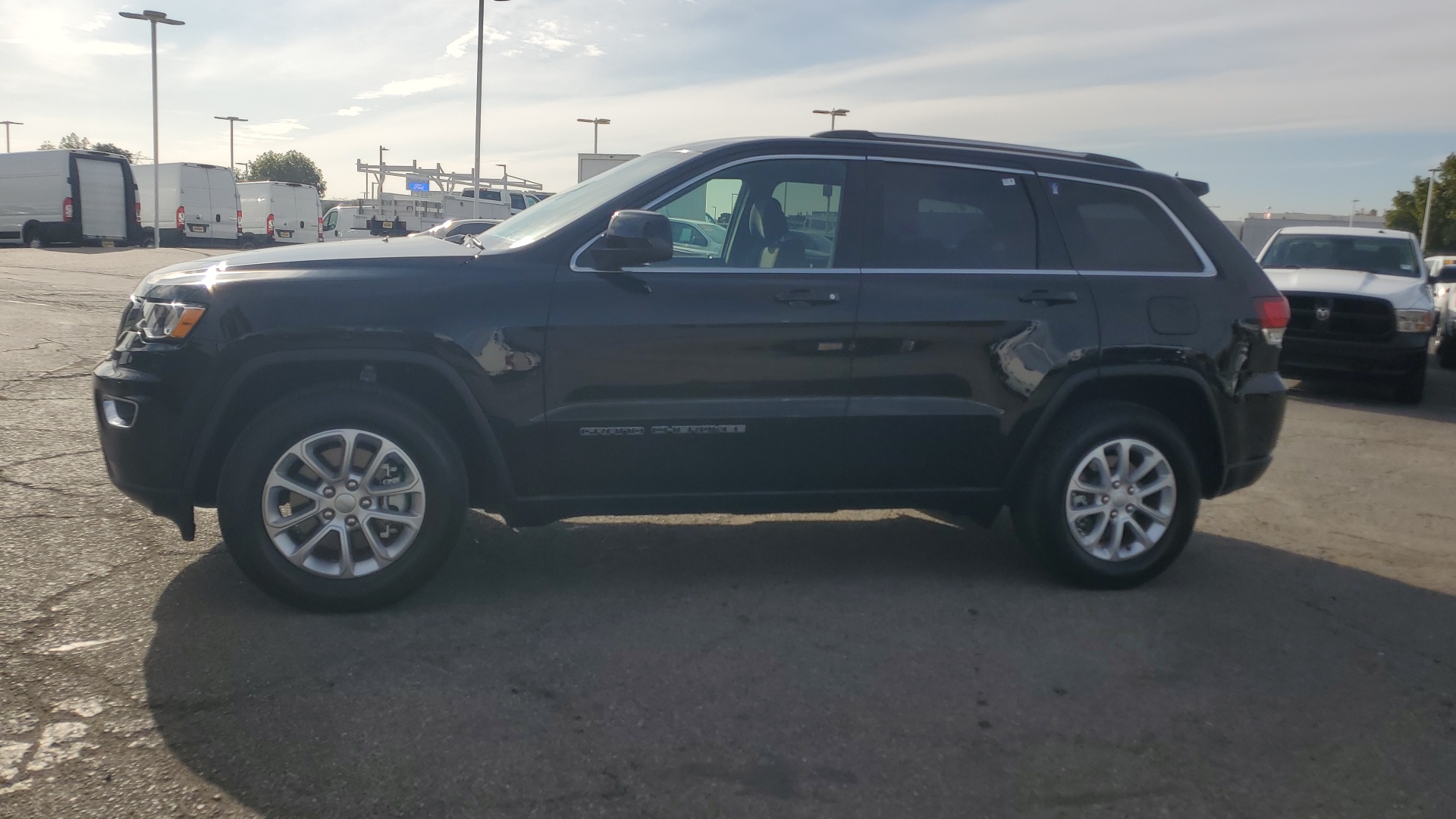 2021 Jeep Grand Cherokee Laredo E 6