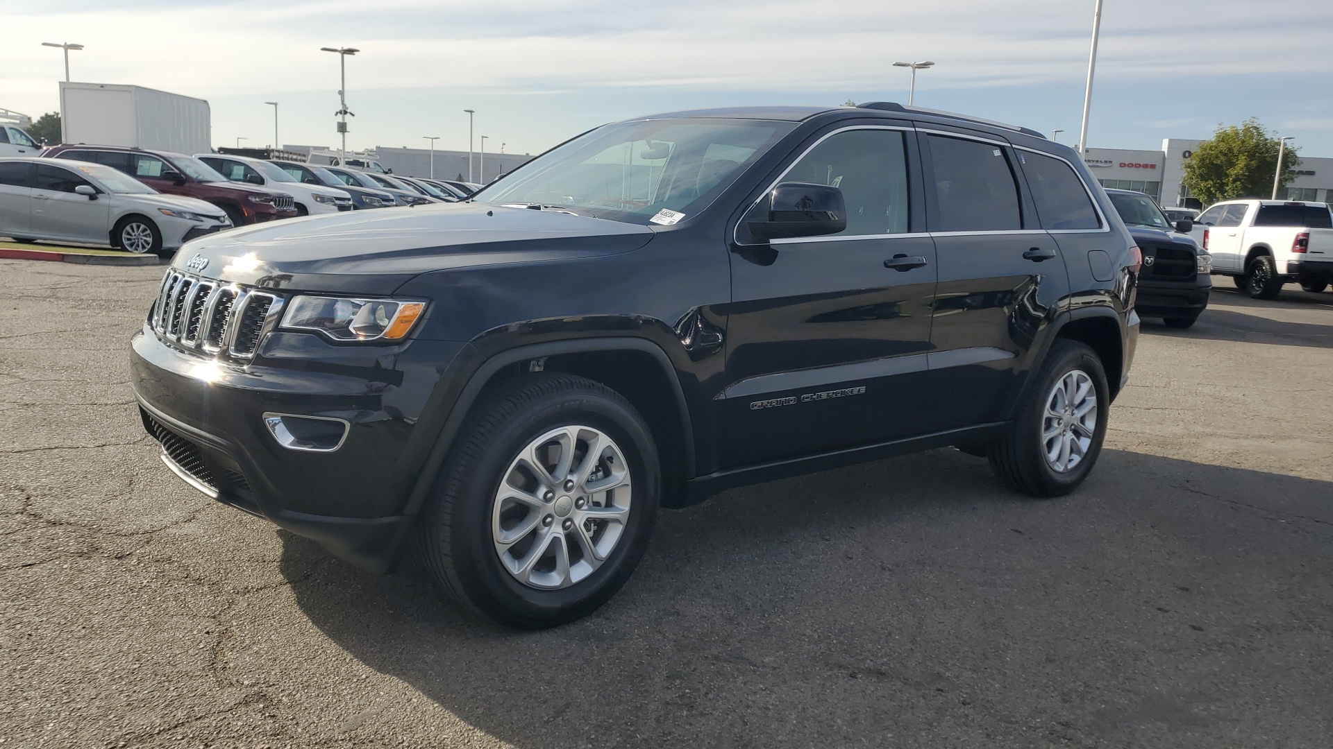 2021 Jeep Grand Cherokee Laredo E 7