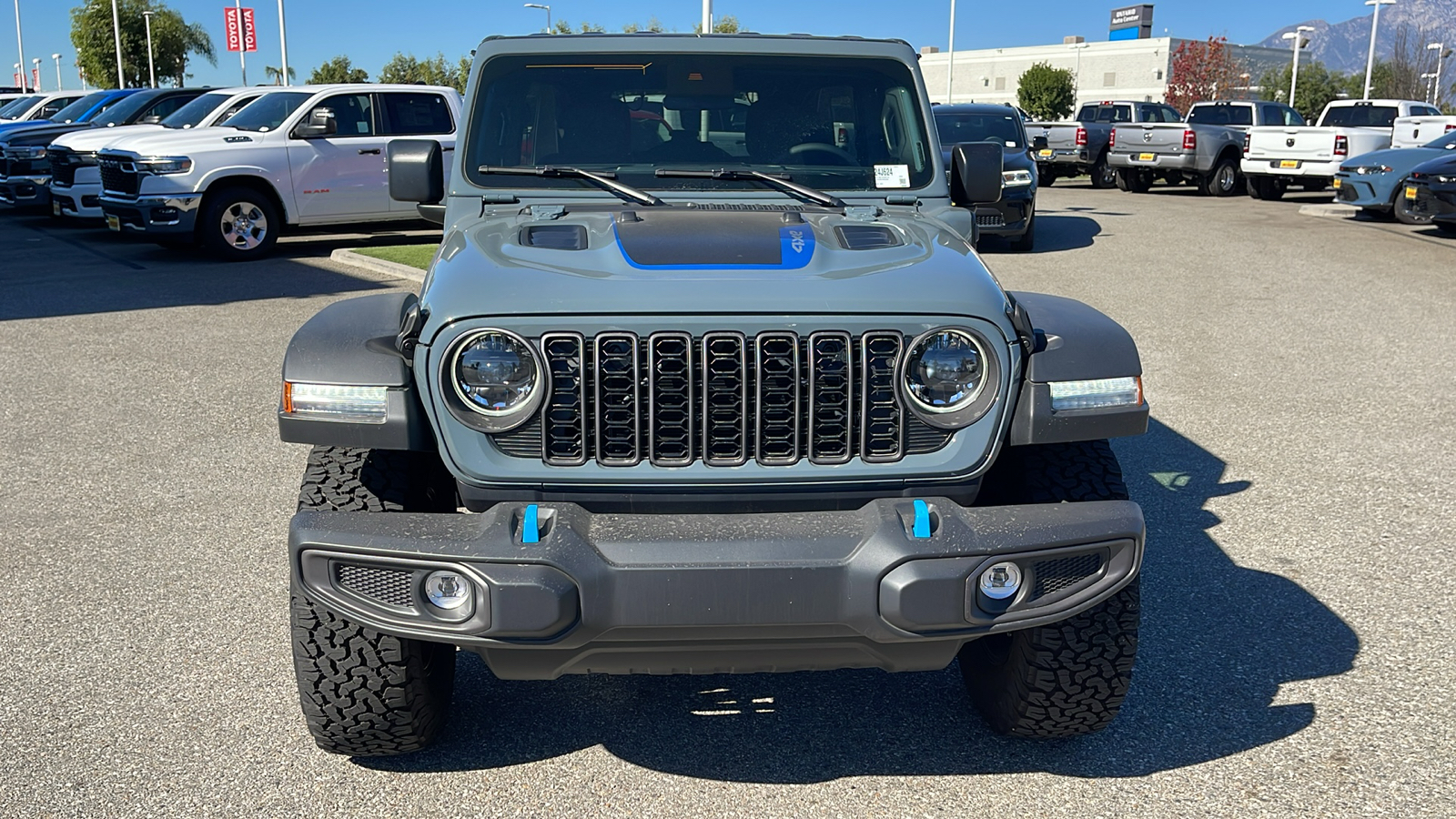 2024 Jeep Wrangler 4xe Rubicon 8