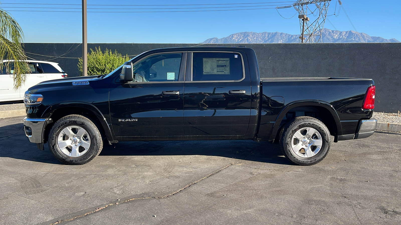 2025 Ram 1500 Big Horn 6