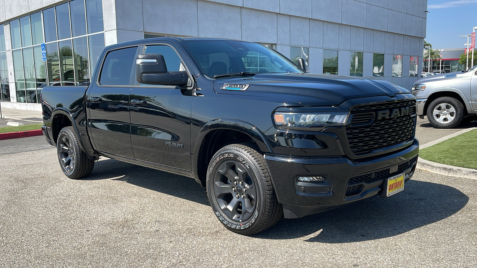 2025 Ram 1500 Big Horn 1