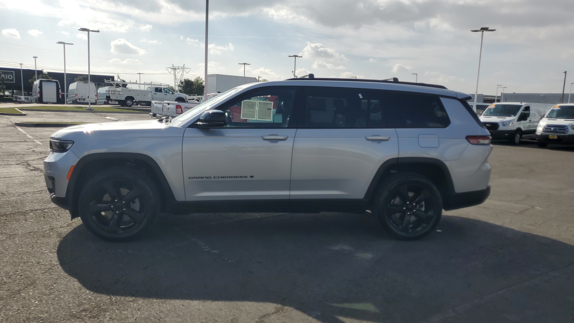 2021 Jeep Grand Cherokee L Laredo 6